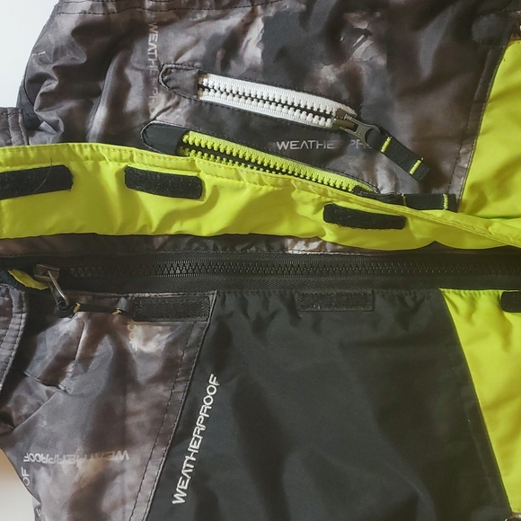 Weatherproof 4T zipper front winter jacket - Picture 4 of 10